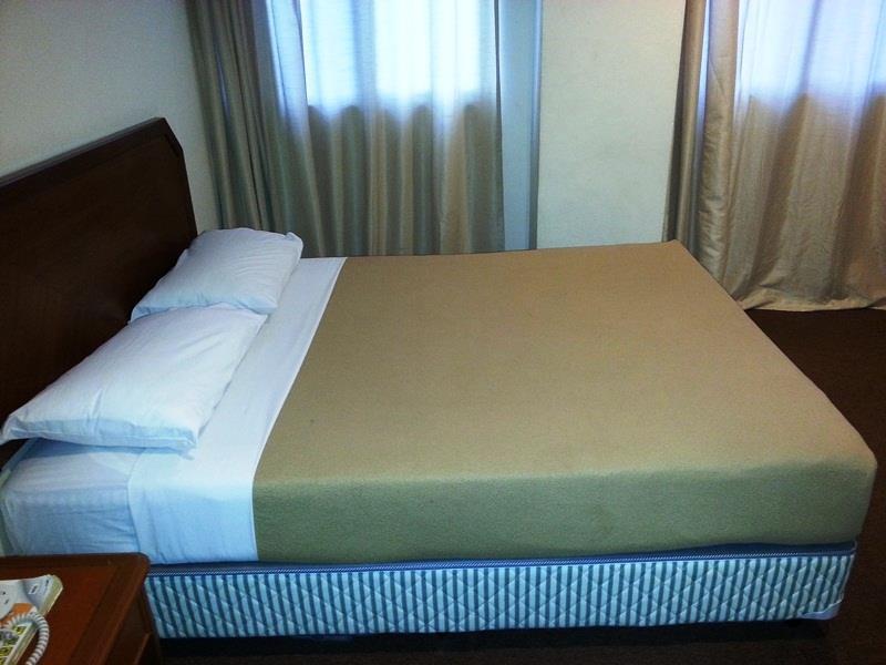 Classic Boutique Hotel Куантан Экстерьер фото