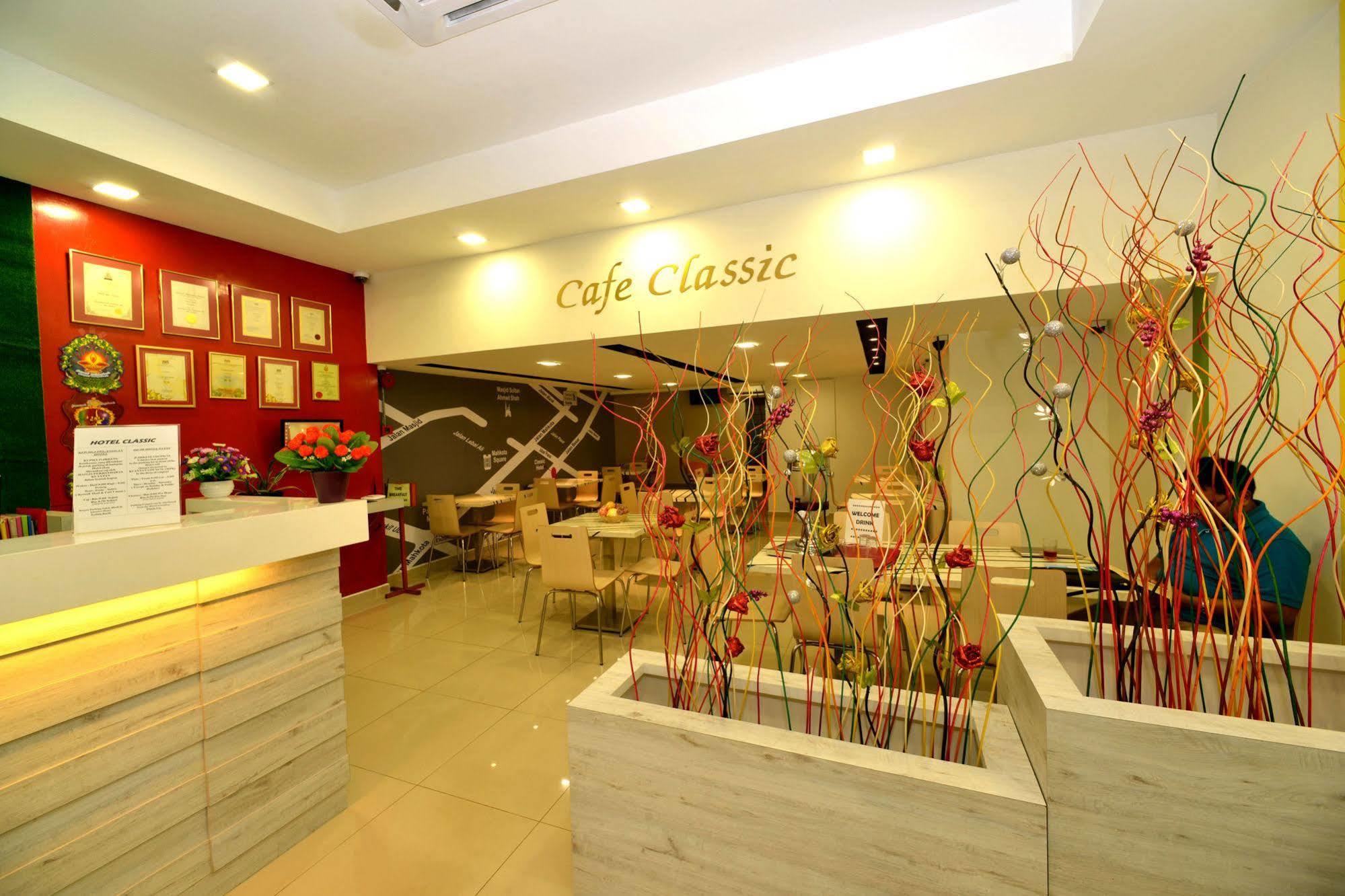 Classic Boutique Hotel Куантан Экстерьер фото